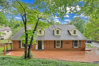 5916 Blackhorse Ln, Roanoke, VA 24018