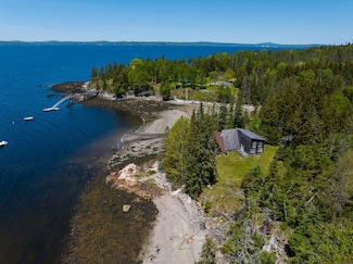 219 Willis Ln, Islesboro, ME 04848