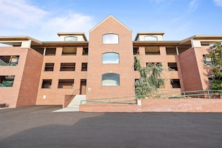 300 Columbia Point Dr Unit D101, Richland, WA 99352