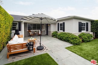11338 Burnham St, Los Angeles, CA 90049