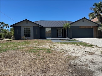 888 Limpet Dr, Sanibel, FL 33957