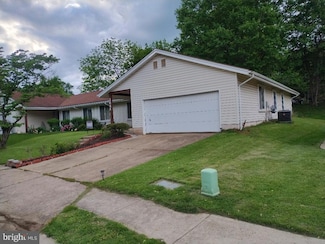 2841 Aquarius Ave, Silver Spring, MD 20906