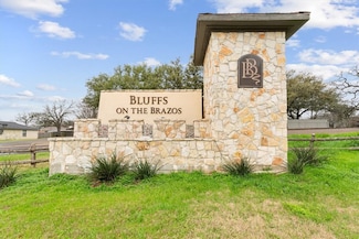 113 Lost Oaks Dr, Waco, TX 76705