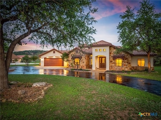 851 River Cliff Dr, Canyon Lake, TX 78133
