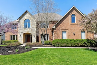 654 Crossing Creek S, Columbus, OH 43230