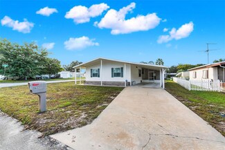 37914 Palmetto Palm Dr, Zephyrhills, FL 33542