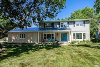 18 Estate Ct, Bettendorf, IA 52722