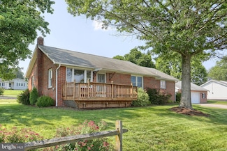 100 Aucker St, Liverpool, PA 17045