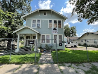 6823 Avenue E, Houston, TX 77011