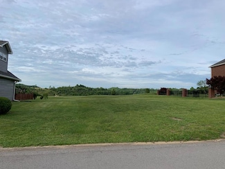 C35 Crestwood Dr, Prestonsburg, KY 41653