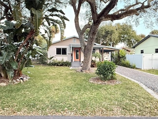 303 S Pine St, New Smyrna Beach, FL 32169