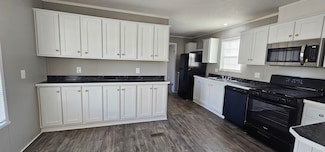 229 Magnolia Place Unit 229, Belleville, MI 48111