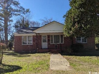407 Stewart St, Dillon, SC 29536