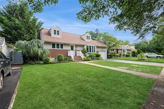 815 Sunshine Ave, West Hempstead, NY 11552