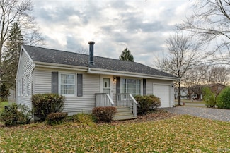 2 Mcmahon Place, Liverpool, NY 13090
