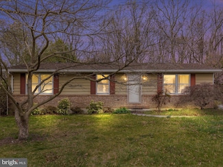 13872 Edgewood Dr, Waynesboro, PA 17268