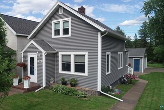 1204 99th Ave W, Duluth, MN 55808