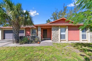 6431 Saxon Blvd, West Palm Beach, FL 33417