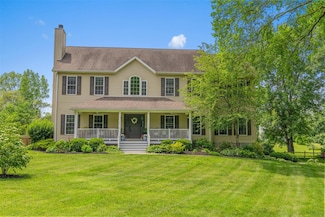 29 Hawk Hill Rd, New Paltz, NY 12561