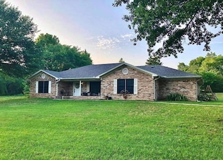 809 Crestline Dr, Palestine, TX 75801