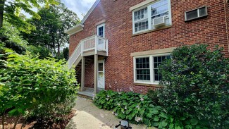 192 Park St Unit 4, New Canaan, CT 06840