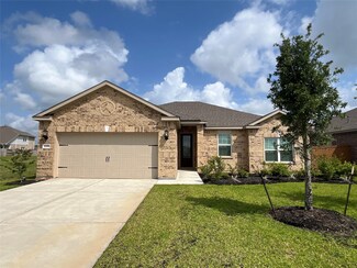 10518 Sutter Creek Dr, Rosharon, TX 77583