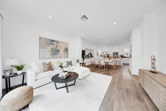 1611 W Cara Dr, Anaheim, CA 92805