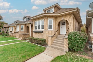 5831 W Gunnison St, Chicago, IL 60630