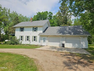 16 Front Ave E, Menoken, ND 58558