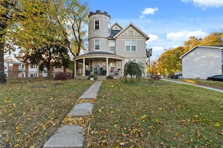 1418 E 9th St, Des Moines, IA 50316