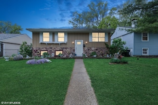 2110 Hermon Ave, Zion, IL 60099
