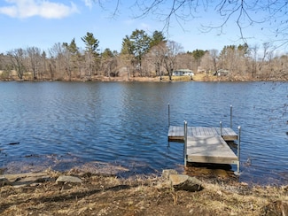 106 Frost Dr, Monmouth, ME 04259