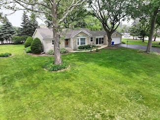 305 S Lambert Rd, Glen Ellyn, IL 60137