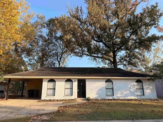 1726 Denver Dr, Baton Rouge, LA 70810