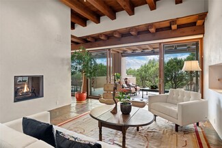 1104 Piedras Rojas, Santa Fe, NM 87501