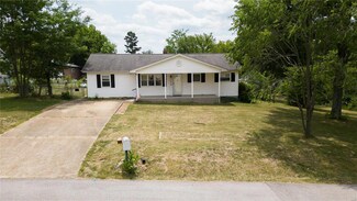 5428 Terry Dr, High Ridge, MO 63049