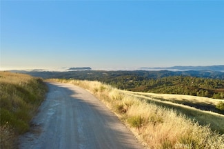 74010 Copperhead Rd, Bradley, CA 93426