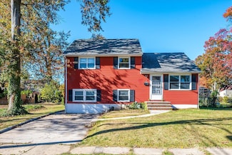 11 Heathcote Ave, Edison, NJ 08817