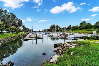 1420 7th Ave, Santa Cruz, CA 95062