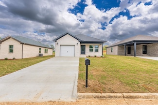 25 S Crown St, Florence, AL 35630