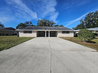 4208 8th Street Ct E, Bradenton, FL 34208