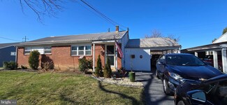 9 Nottingham Rd, Camp Hill, PA 17011