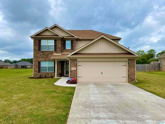 116 Meadow Ridge Dr, Hazel Green, AL 35750