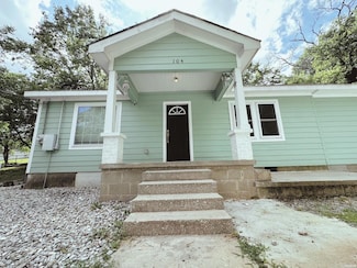 104 Kansas St, Hot Springs National Park, AR 71901