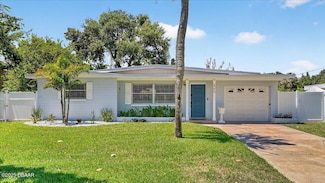 460 Andrews St, Ormond Beach, FL 32174