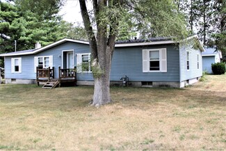 710 W 11th St, Mio, MI 48647