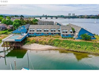 103 N Hayden Bay Dr Unit 103, Portland, OR 97217
