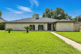 6411 Redding Rd, Houston, TX 77036