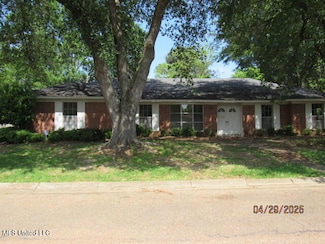 2310 Montebello Dr, Jackson, MS 39213