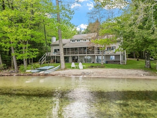 241 Long Point Rd, Moultonborough, NH 03254